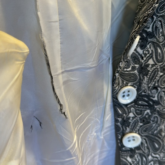 Beautiful Grey and White Jacket - Picture 5 of 7